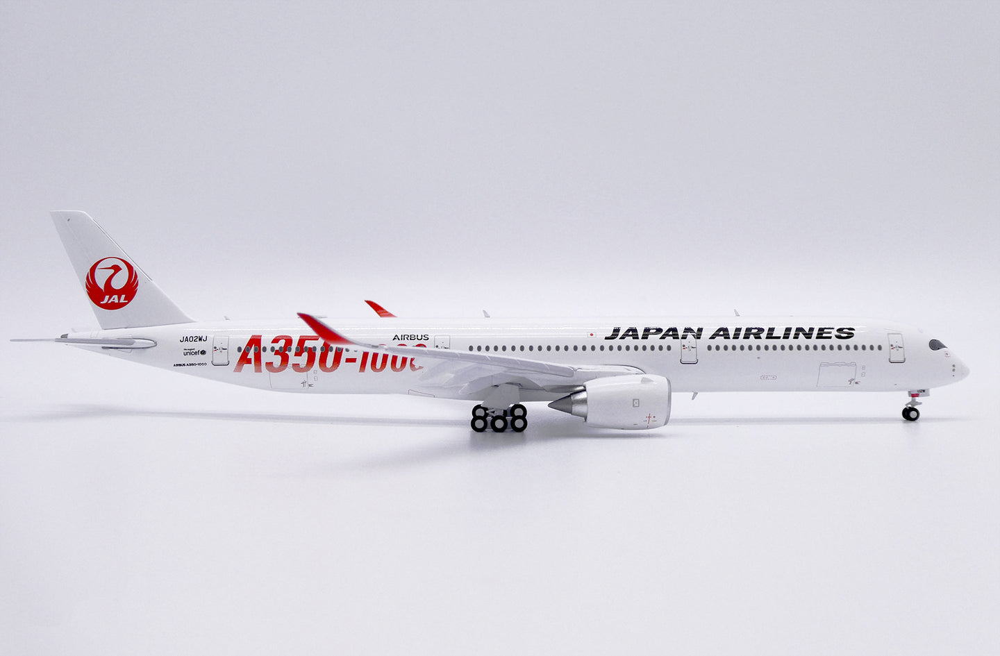 JC WINGS A350-1000XWB JAPAN AIRLINES "A350-1000" (FLAPS DOWN) REG: JA02WJ