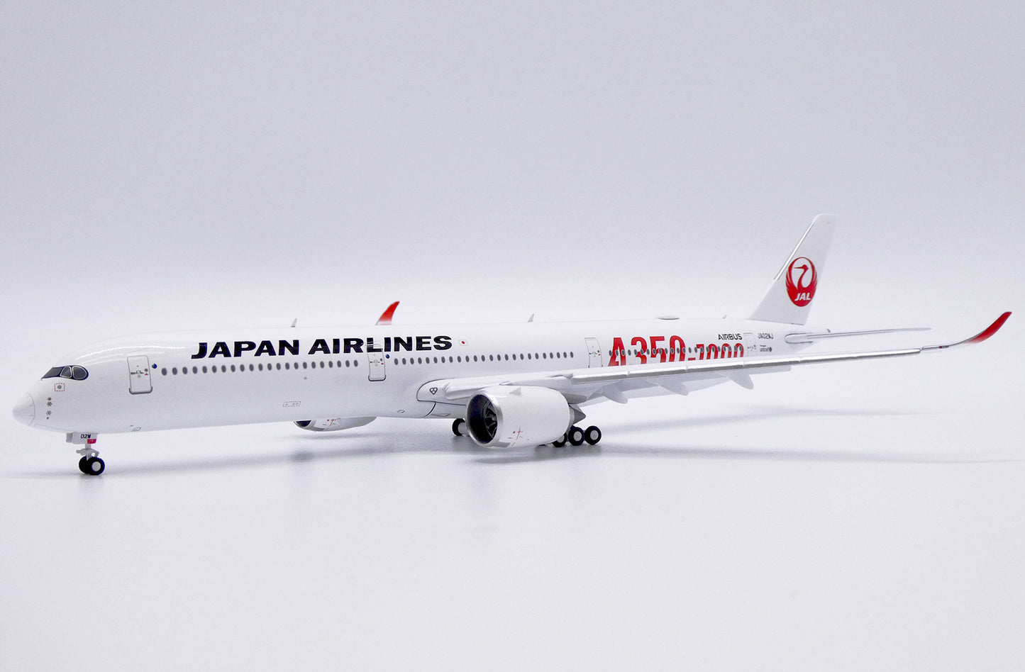 JC WINGS A350-1000XWB JAPAN AIRLINES "A350-1000" (FLAPS DOWN) REG: JA02WJ