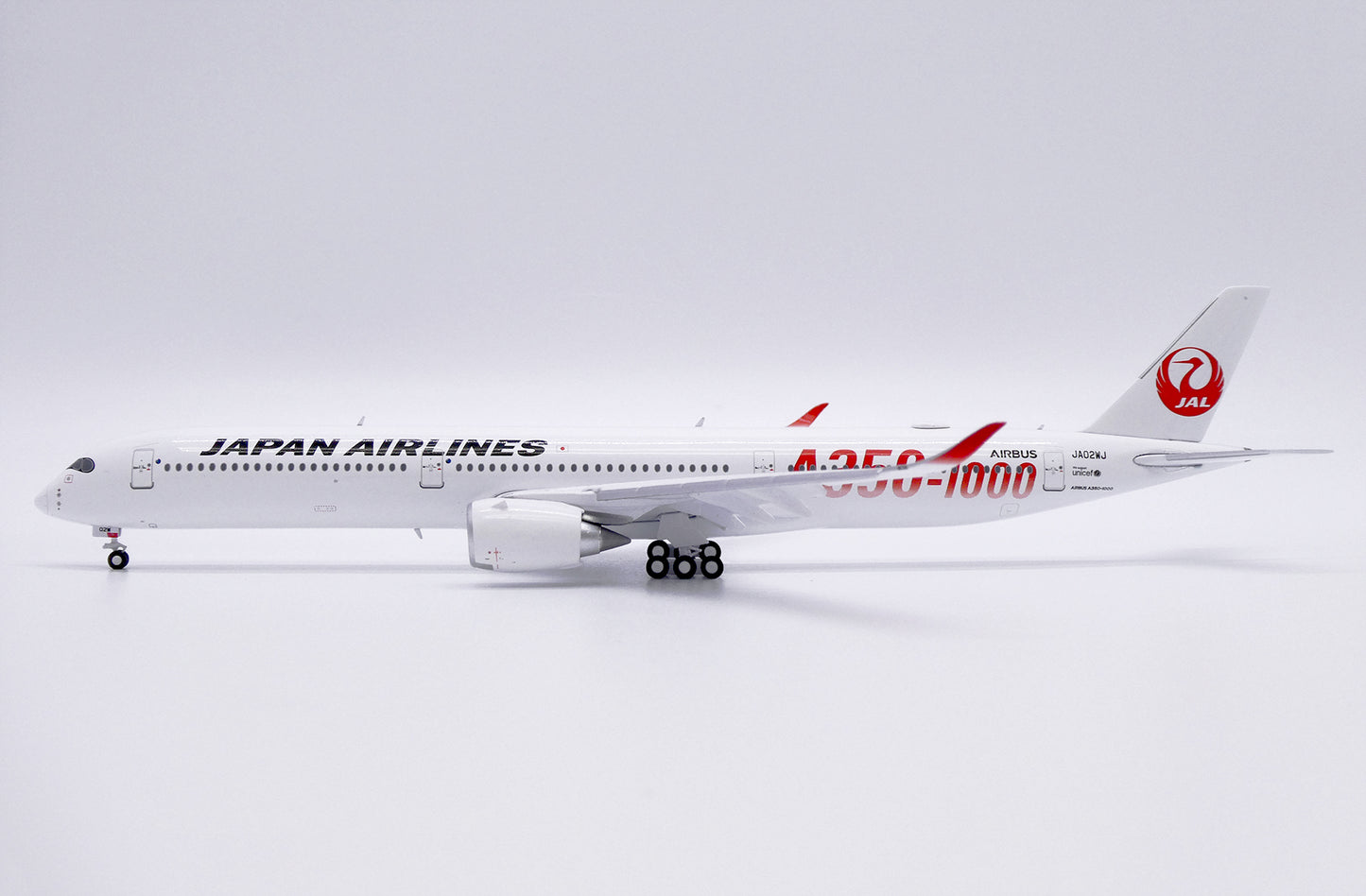 JC WINGS A350-1000XWB JAPAN AIRLINES "A350-1000" (FLAPS DOWN) REG: JA02WJ