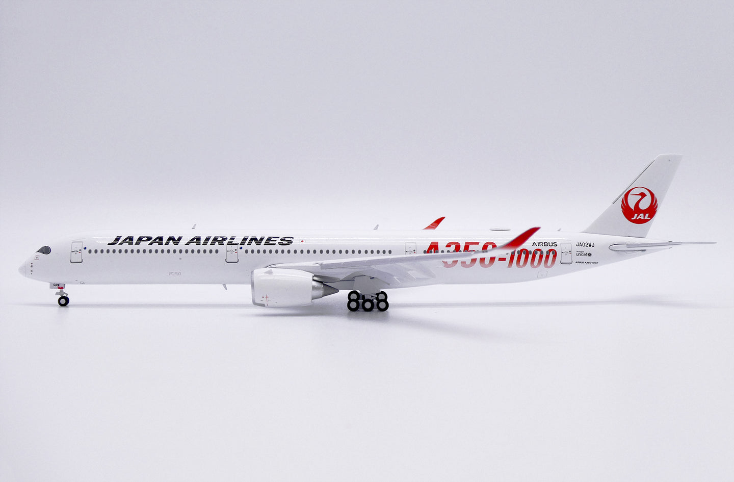 JC WINGS A350-1000XWB JAPAN AIRLINES "A350-1000" (FLAPS DOWN) REG: JA02WJ