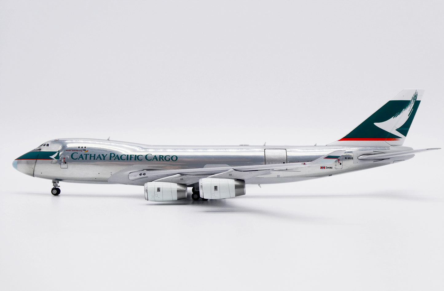 JC WINGS B747-400F CATHAY PACIFIC CARGO "SILVER BULLET LIVERY" (INTERACTIVE SERIES) REG: B-HUO