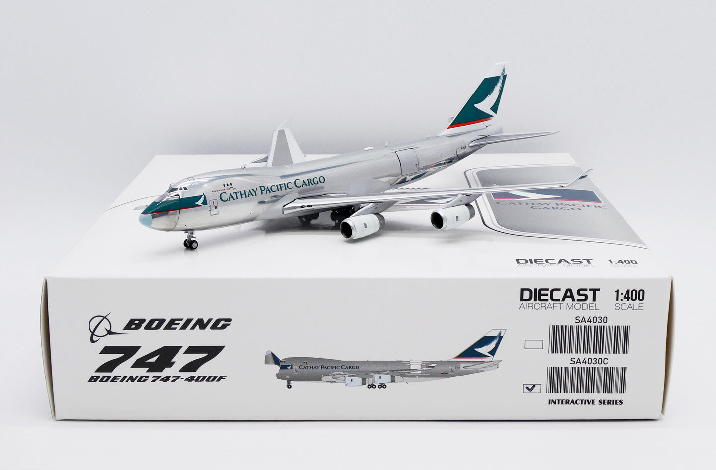 JC WINGS B747-400F CATHAY PACIFIC CARGO "SILVER BULLET LIVERY" (INTERACTIVE SERIES) REG: B-HUO
