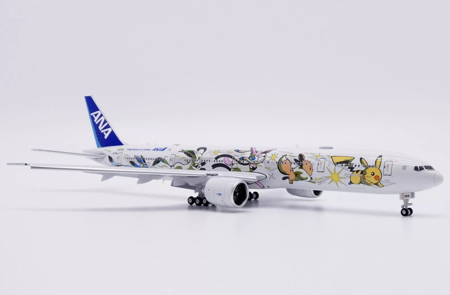 JC WINGS B777-300ER ALL NIPPON AIRWAYS "EEVEE JET" (FLAPS DOWN) REG: JA784A