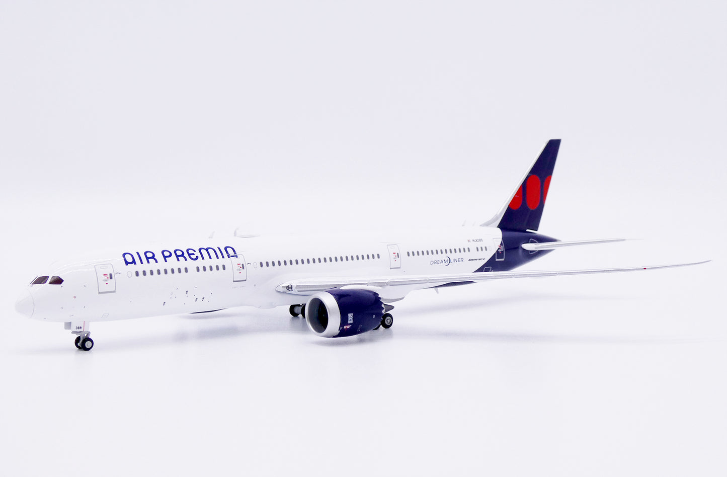 JC WINGS SA4089 1/400 B787-9 DREAMLINER AIR PREMIA REG: HL8389