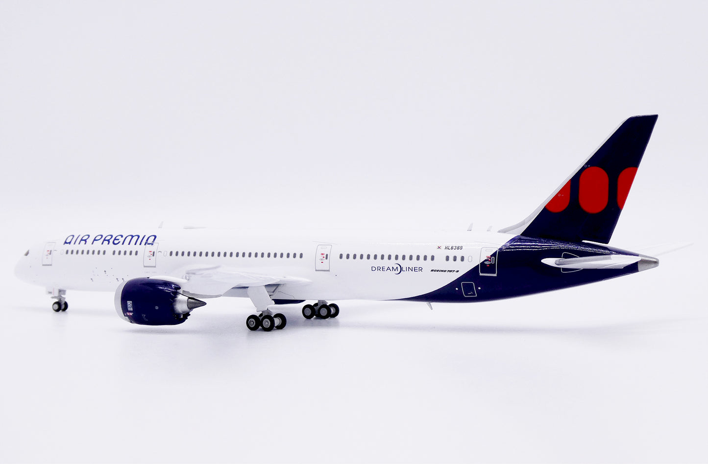 JC WINGS SA4089 1/400 B787-9 DREAMLINER AIR PREMIA REG: HL8389