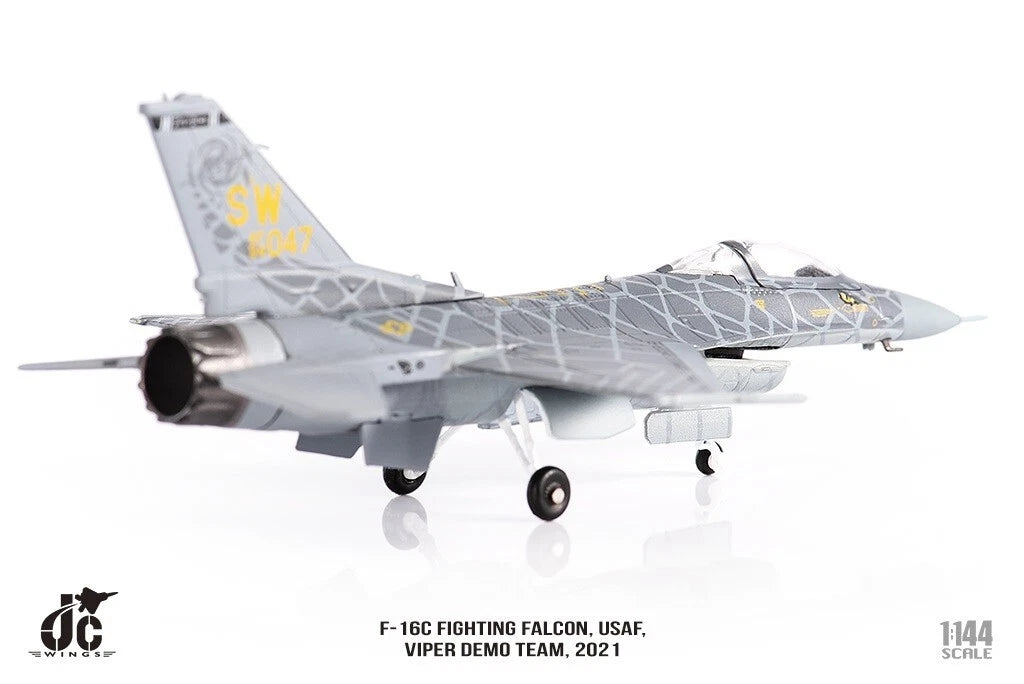 JCWINGS F-16C FIGHTING FALCON USAF VIPER DEMO TEAM 2021