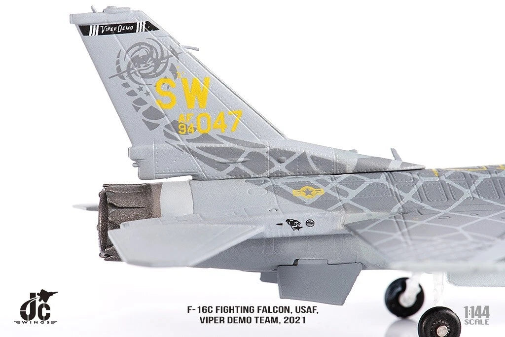 JCWINGS F-16C FIGHTING FALCON USAF VIPER DEMO TEAM 2021