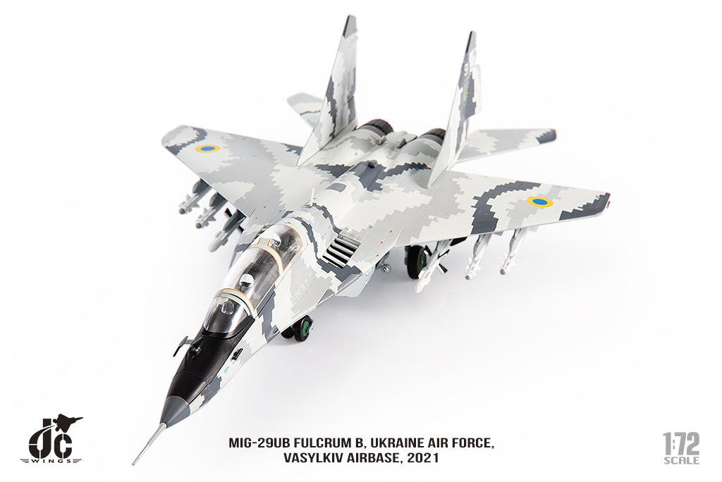 JC WINGS MILITARY MIG-29UB FULCRUM B UKRAINE AIR FORCE VASYLKIV AIRBASE 2021