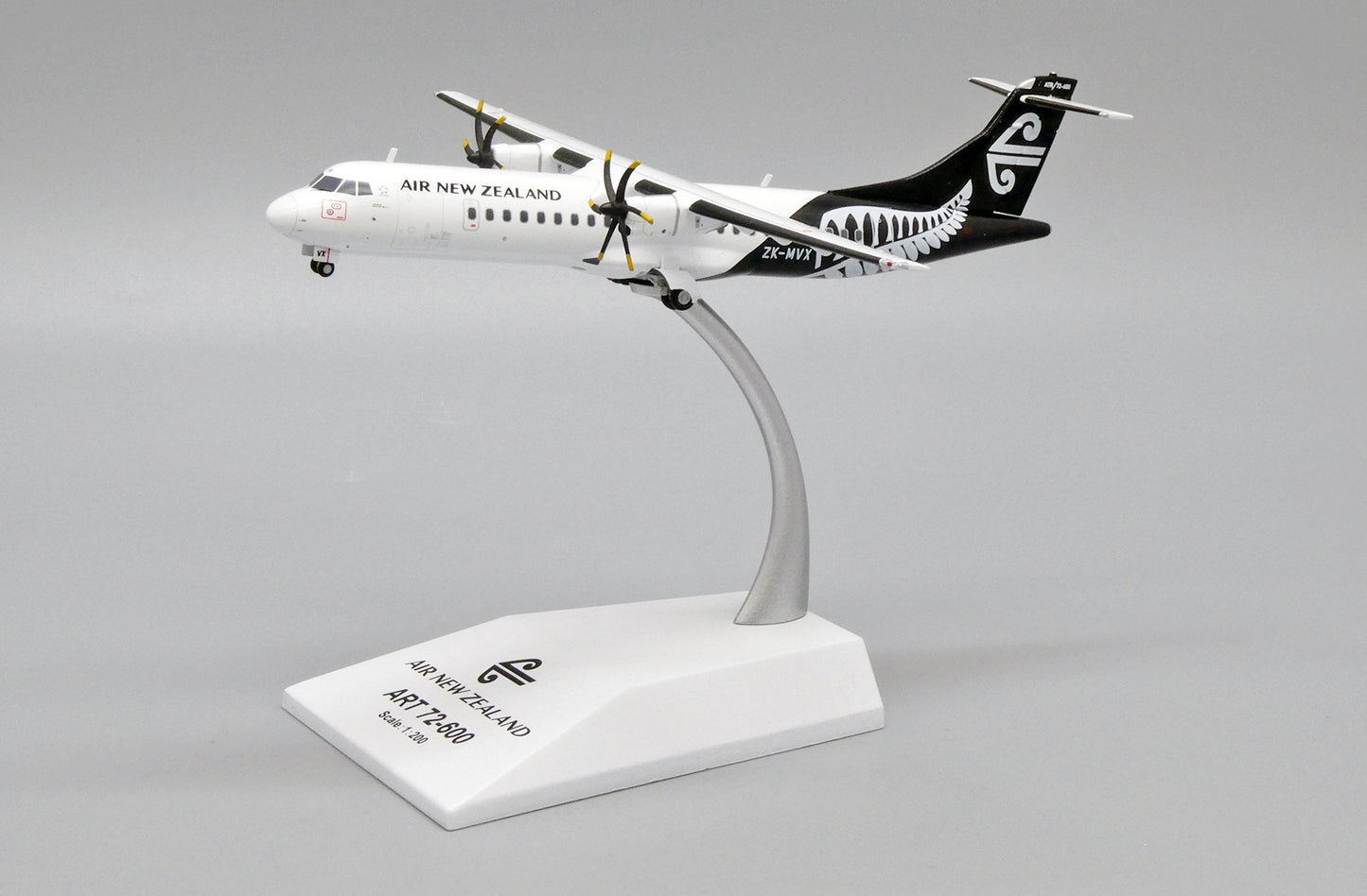 JC WINGS ATR72-600 AIR NEW ZEALAND REG: ZK-MVX