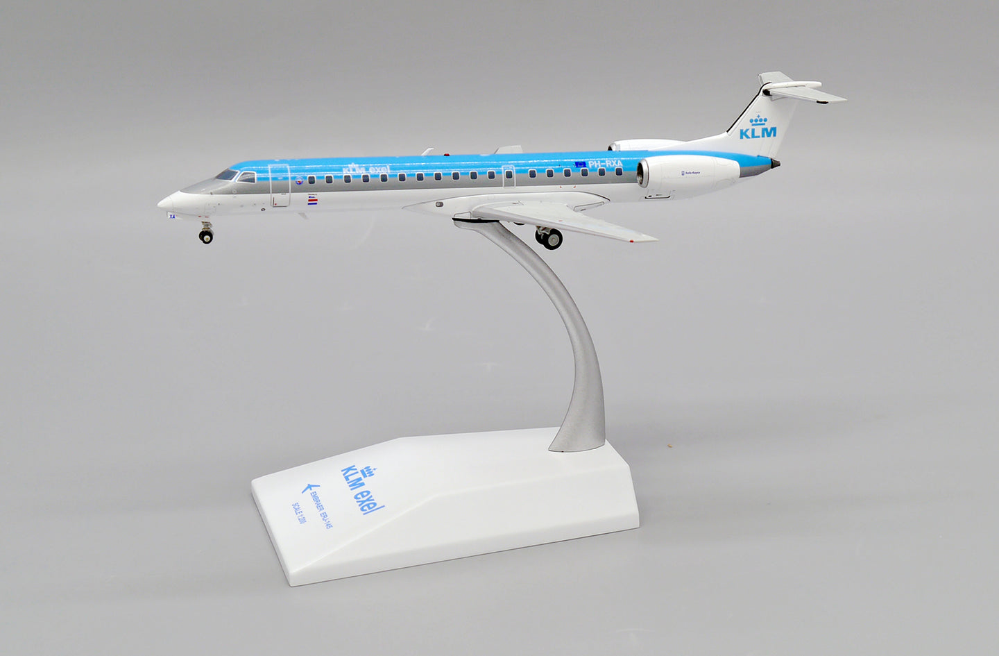 JC WINGS  ERJ-145 KLM EXEL REG: PH-RXA