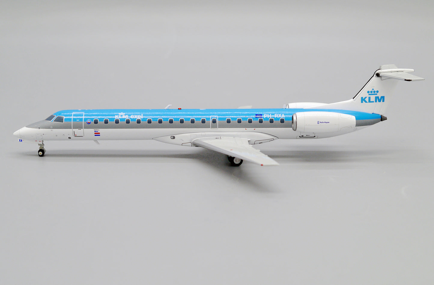 JC WINGS  ERJ-145 KLM EXEL REG: PH-RXA
