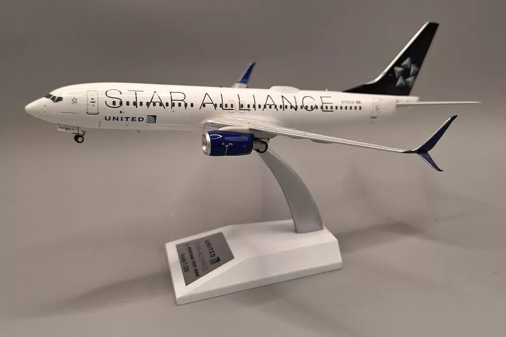 JFOX MODELS B737-824 (WL) STAR ALLIANCE UNITED AIRLINES REG: N76516