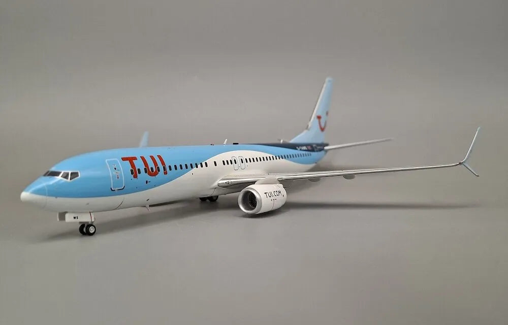 JFOX B737-8K5 TUI LIMITED 35PCS REG: G-TAWS