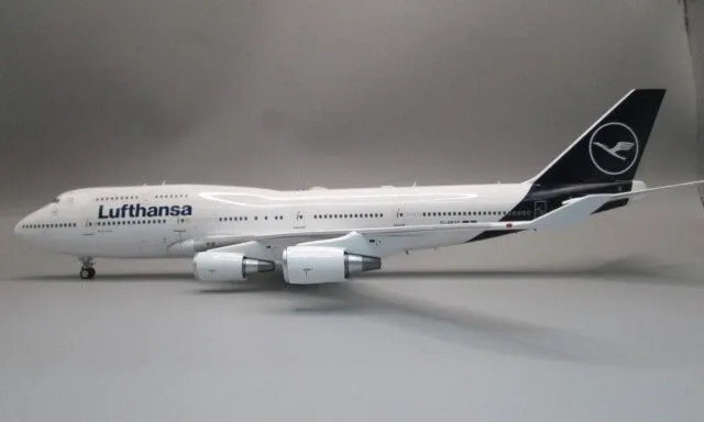 JFOX B747-430 LUFTHANSA REG: D-ABVY