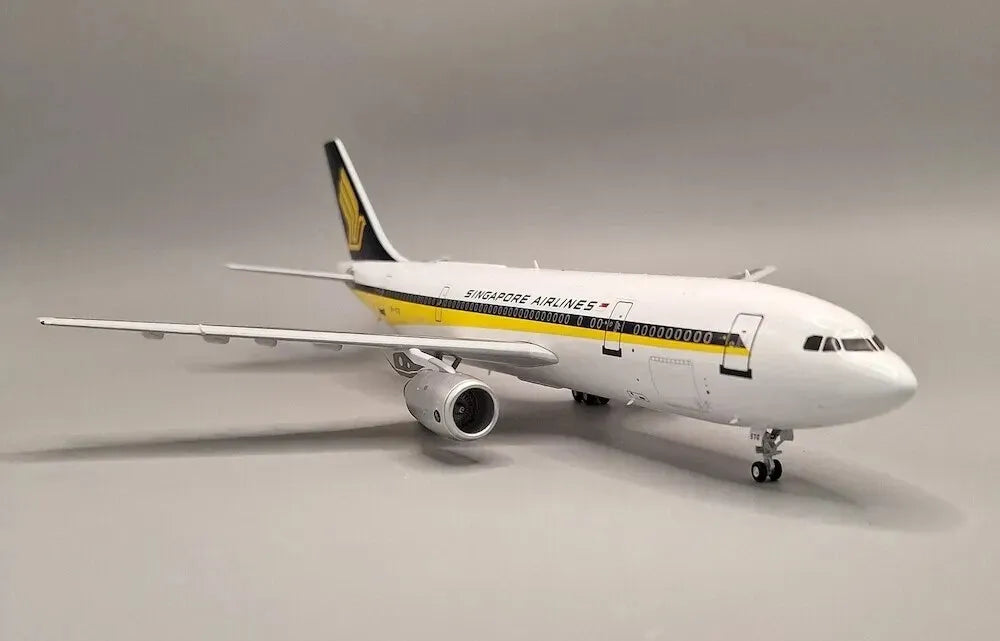 JFOX A300-B4 SINGAPORE AIRLINES REG: 9V-STG