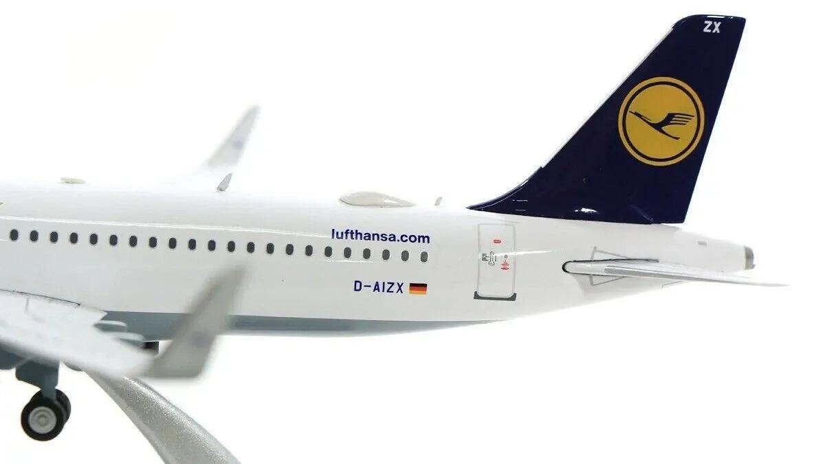 JFOX A320-214 LUFTHANSA "5 STARHANSA" REG: D-AIZX