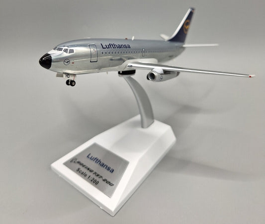 JFOX B737-230/ADV LUFTHANSA REG: D-ABHC