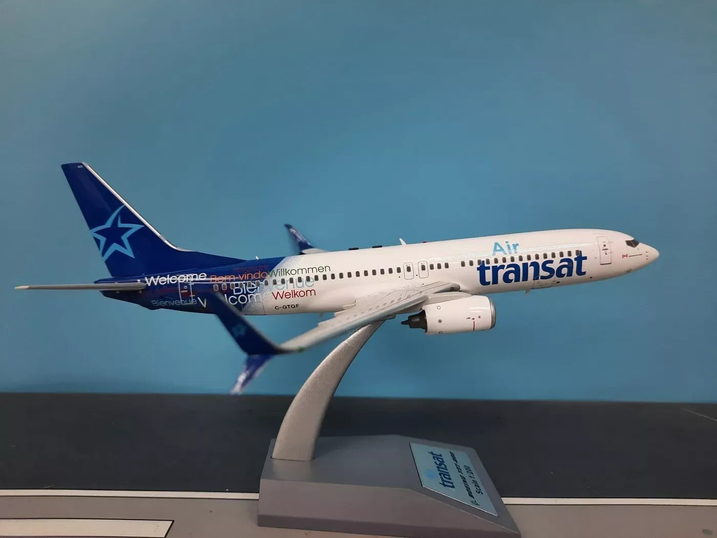 JFOX BOEING 737-8Q8 AIR TRANSAT REG: C-GTQF