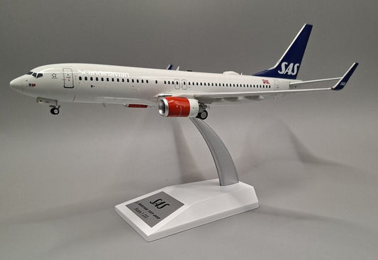 JFOX B737-783 SAS SCANDINAVIAN AIRLINES REG: LN-RRF