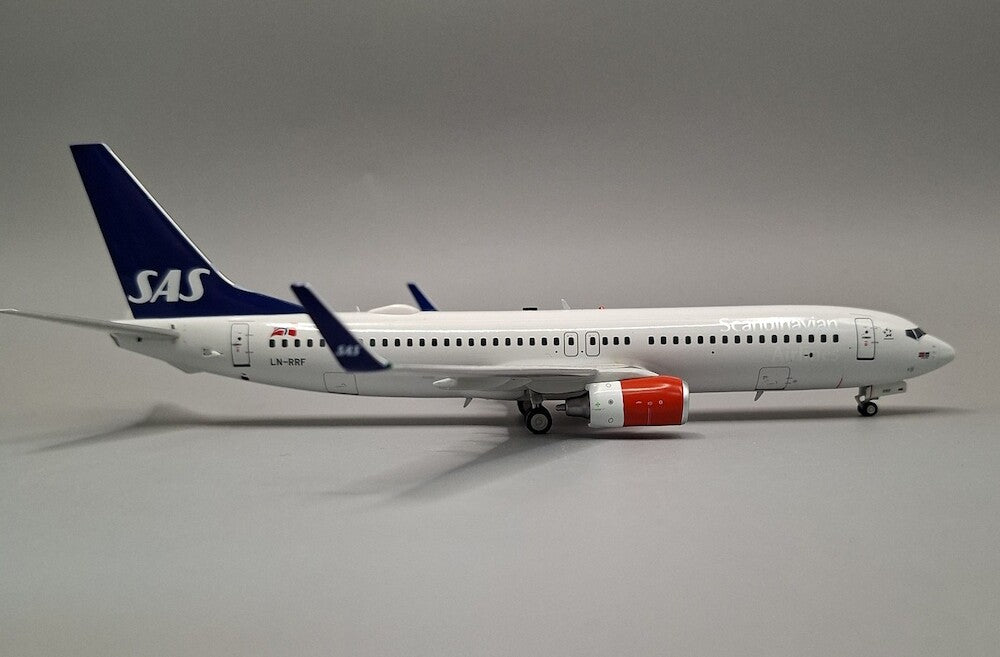 JFOX B737-783 SAS SCANDINAVIAN AIRLINES REG: LN-RRF