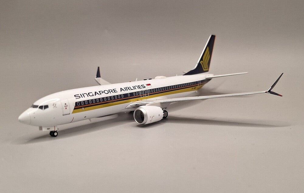 JFOX B737-8 MAX SINGAPORE AIRLINES REG: 9V-MBP