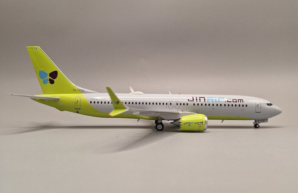 JFOX B737-8 MAX JIN AIR REG: HL7215