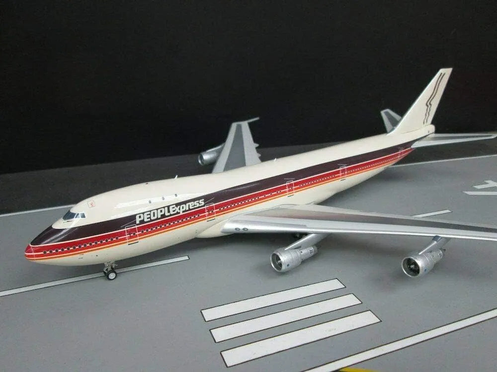 JFOX PEOPLE EXPRESS B747-143 REG: N606PE