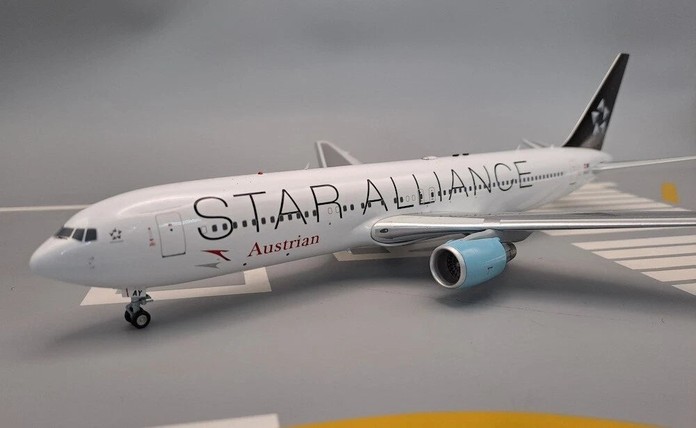 JFOX B767-3Z9/ER AUSTRIAN "STAR ALLIANCE" REG: OE-LAY