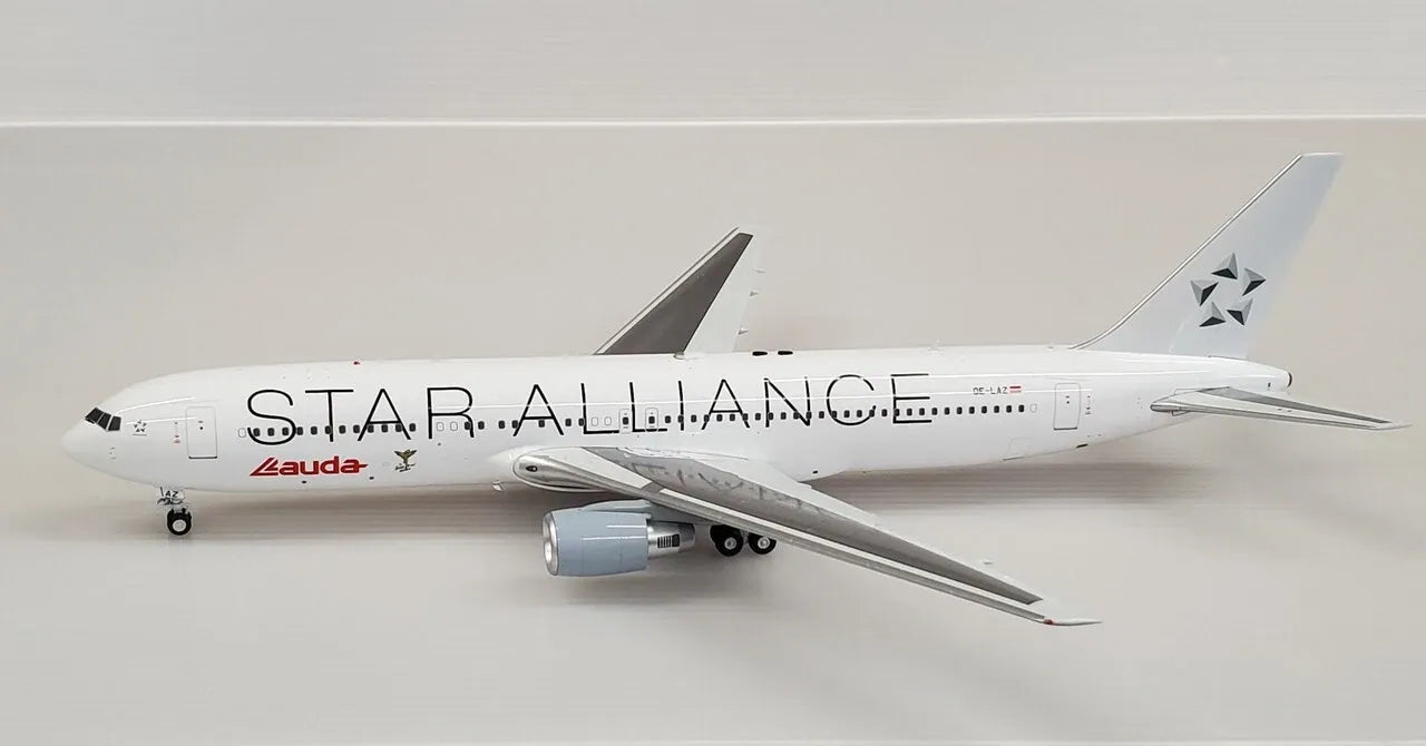 JFOX B767-3Z9/ER LAUDA "STAR ALLIANCE" REG: OE-LAZ