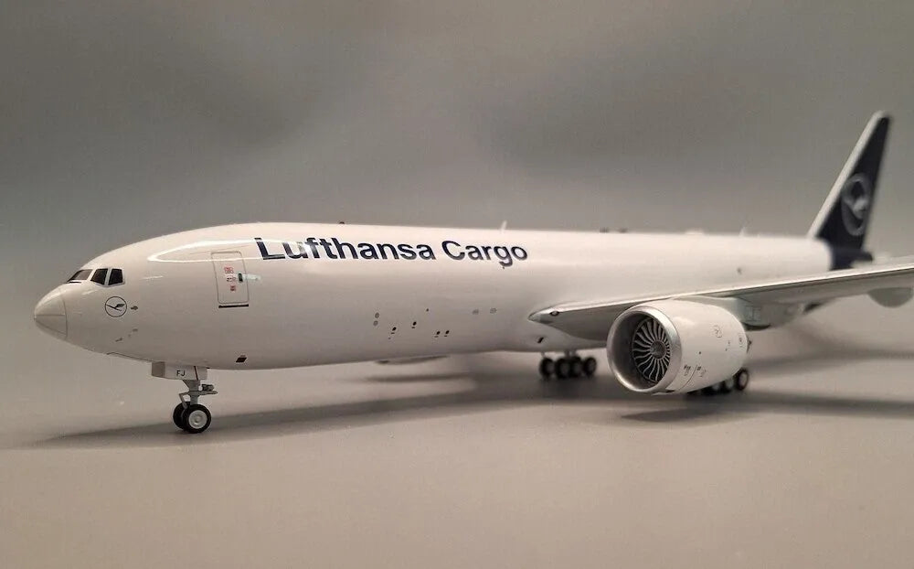 JFOX MODELS B777-F LUFTHANSA CARGO REG: D-ALFJ