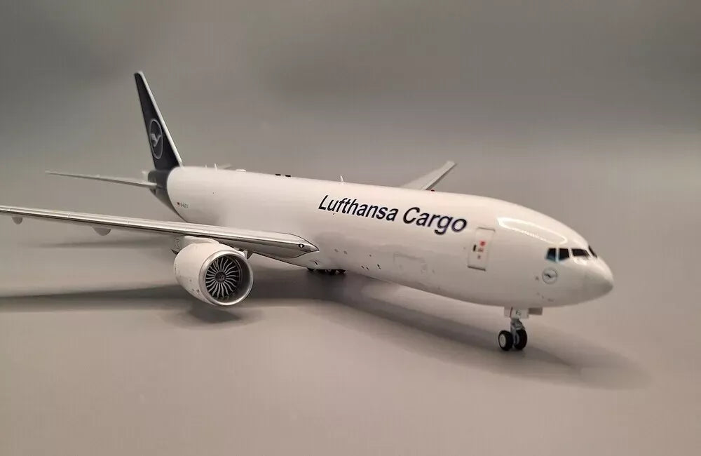 JFOX MODELS B777-F LUFTHANSA CARGO REG: D-ALFJ