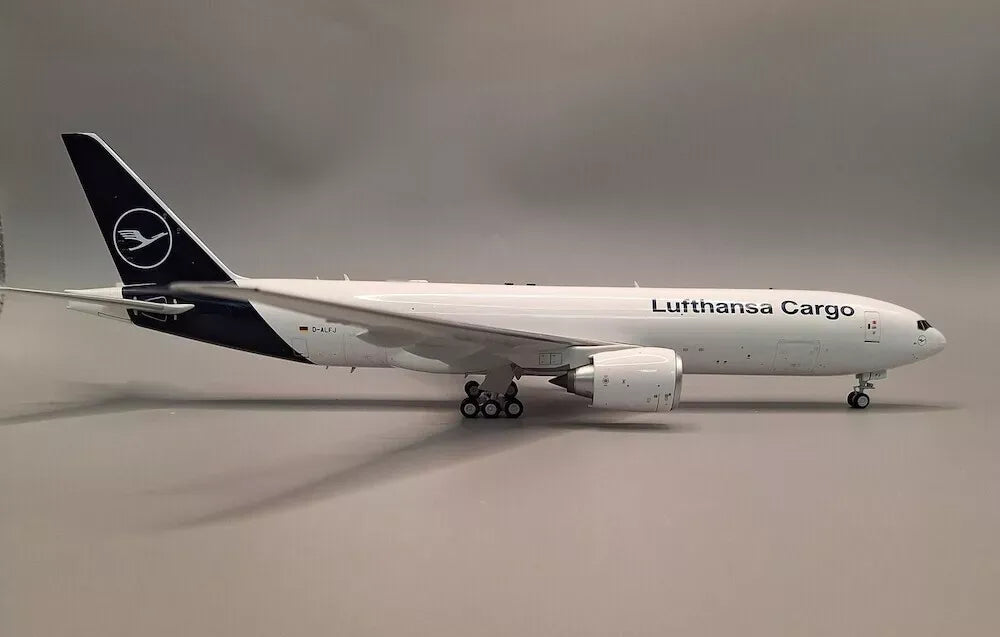 JFOX MODELS B777-F LUFTHANSA CARGO REG: D-ALFJ