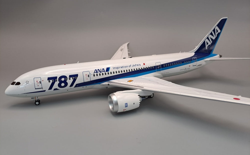 JFOX B787-8 ANA REG: JA824A WITH STAND