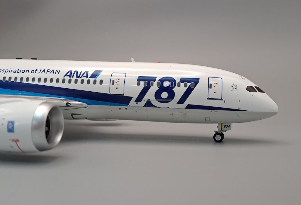 JFOX B787-8 ANA REG: JA824A WITH STAND