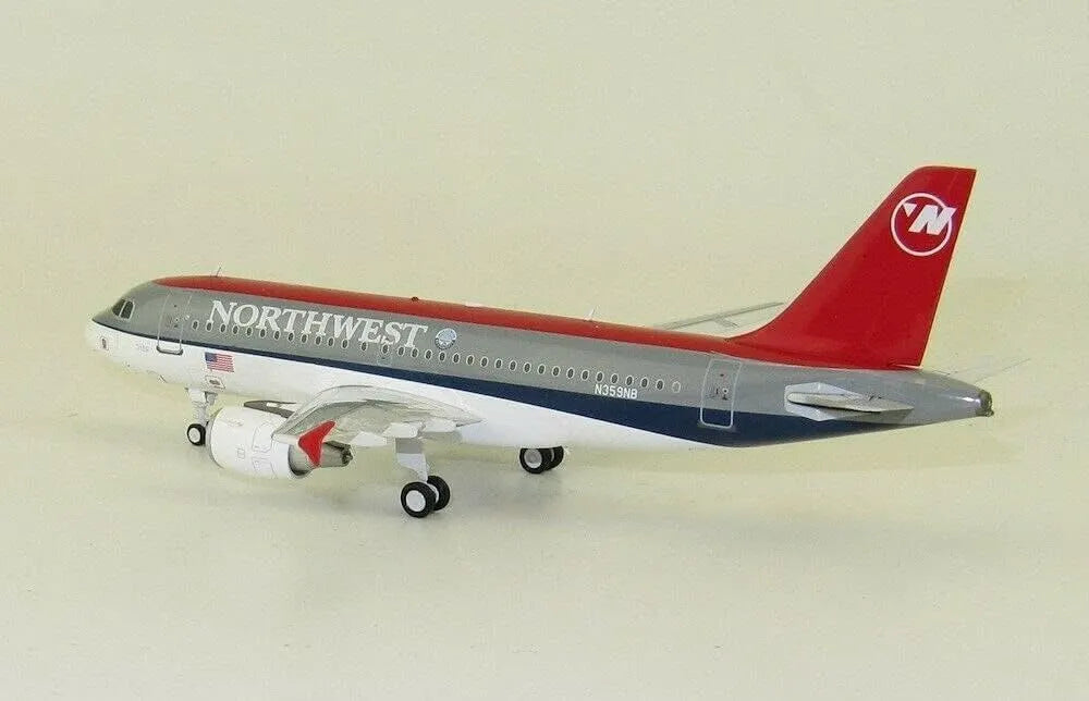 JFOX NORTHWEST AIRLINES A319-114 REG: N359NB