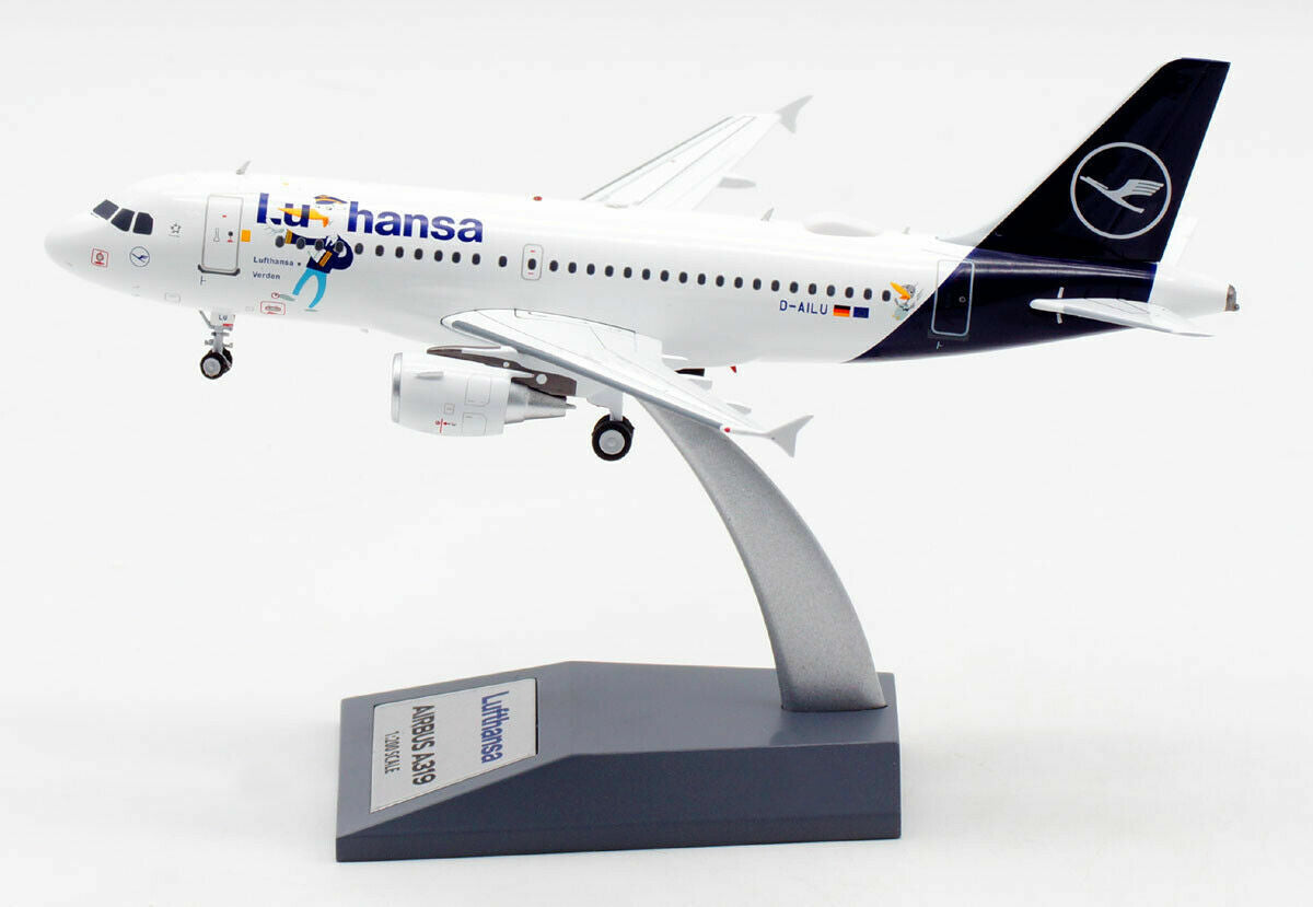 JFOX LUFTHANSA AIRBUS A319-114 REG: D-AILU