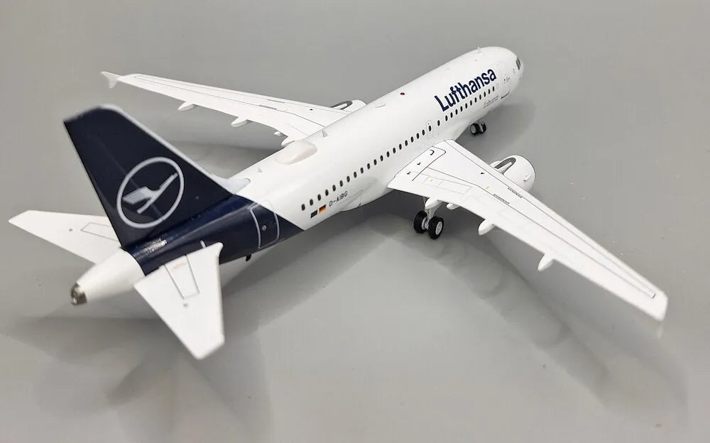 JFOX A319-112 LUFTHANSA REG: D-AIBG