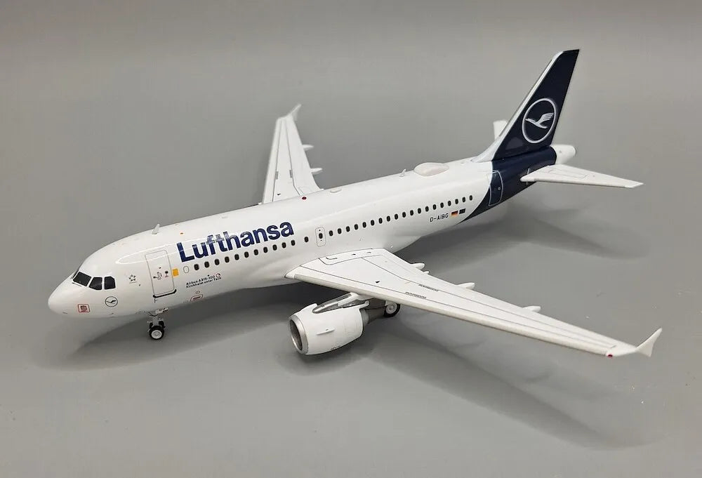 JFOX A319-112 LUFTHANSA REG: D-AIBG