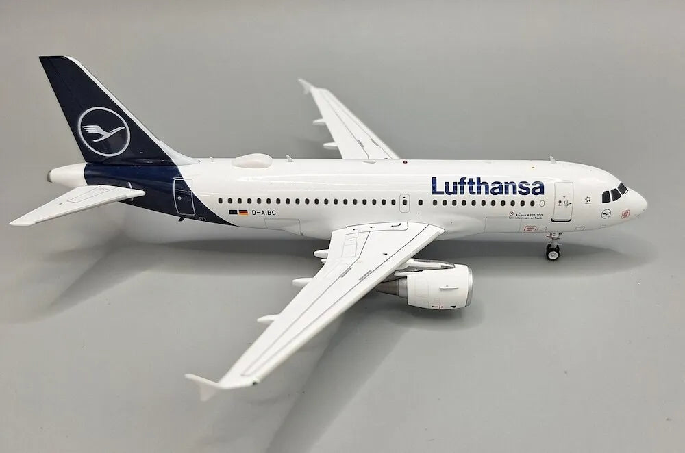 JFOX A319-112 LUFTHANSA REG: D-AIBG
