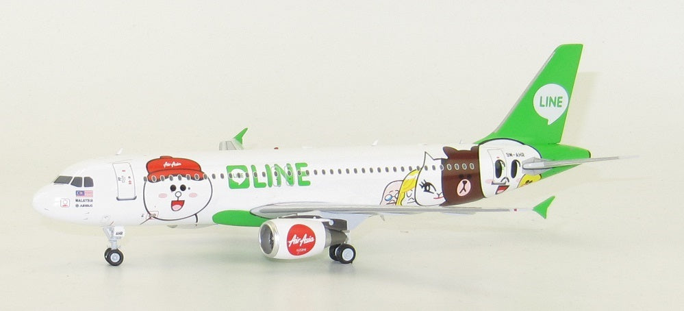 JFOX A320-216 AIRASIA "LINE FRIENDS LIVERY" REG: 9M-AHR
