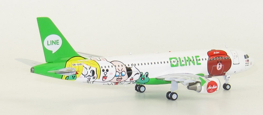 JFOX A320-216 AIRASIA "LINE FRIENDS LIVERY" REG: 9M-AHR