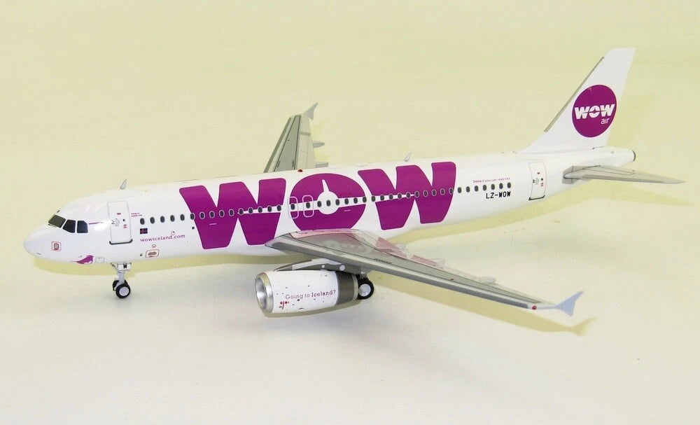 JFOX WOW AIR AIRBUS A320-232 REG: LZ-WOW