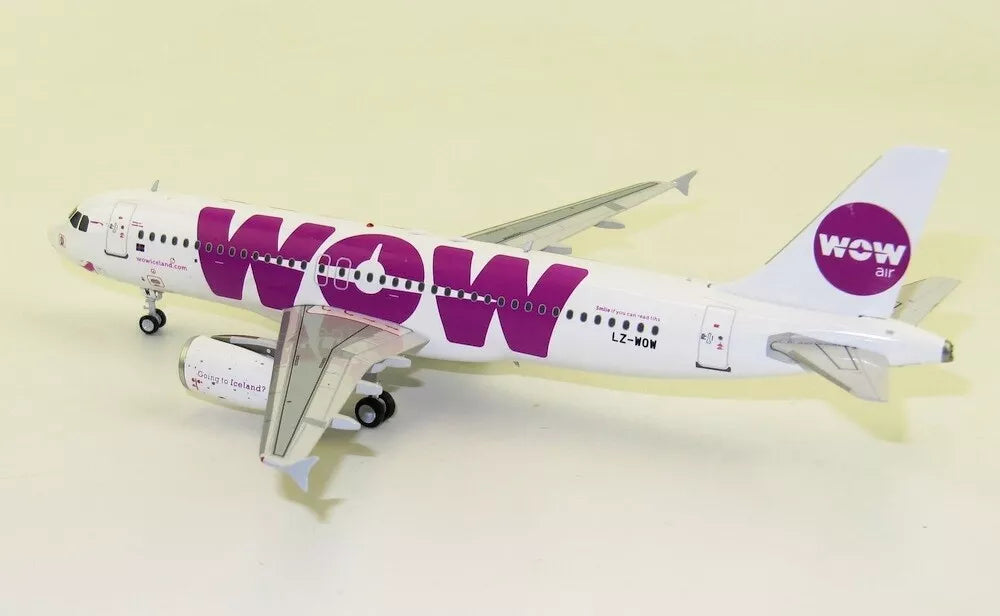 JFOX WOW AIR AIRBUS A320-232 REG: LZ-WOW