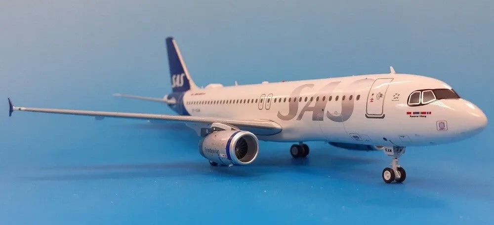 JFOX A320-232 SCANDINAVIAN AIRLINES REG: OY-KAM