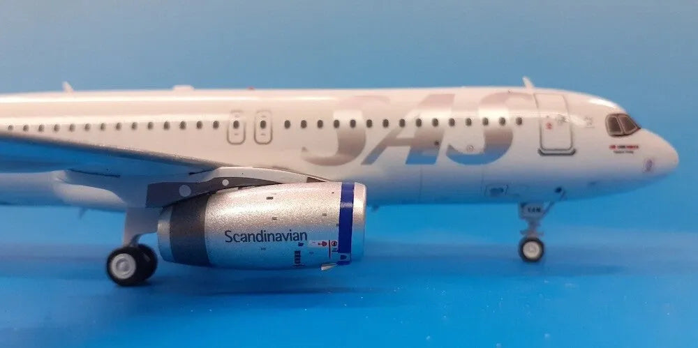 JFOX A320-232 SCANDINAVIAN AIRLINES REG: OY-KAM