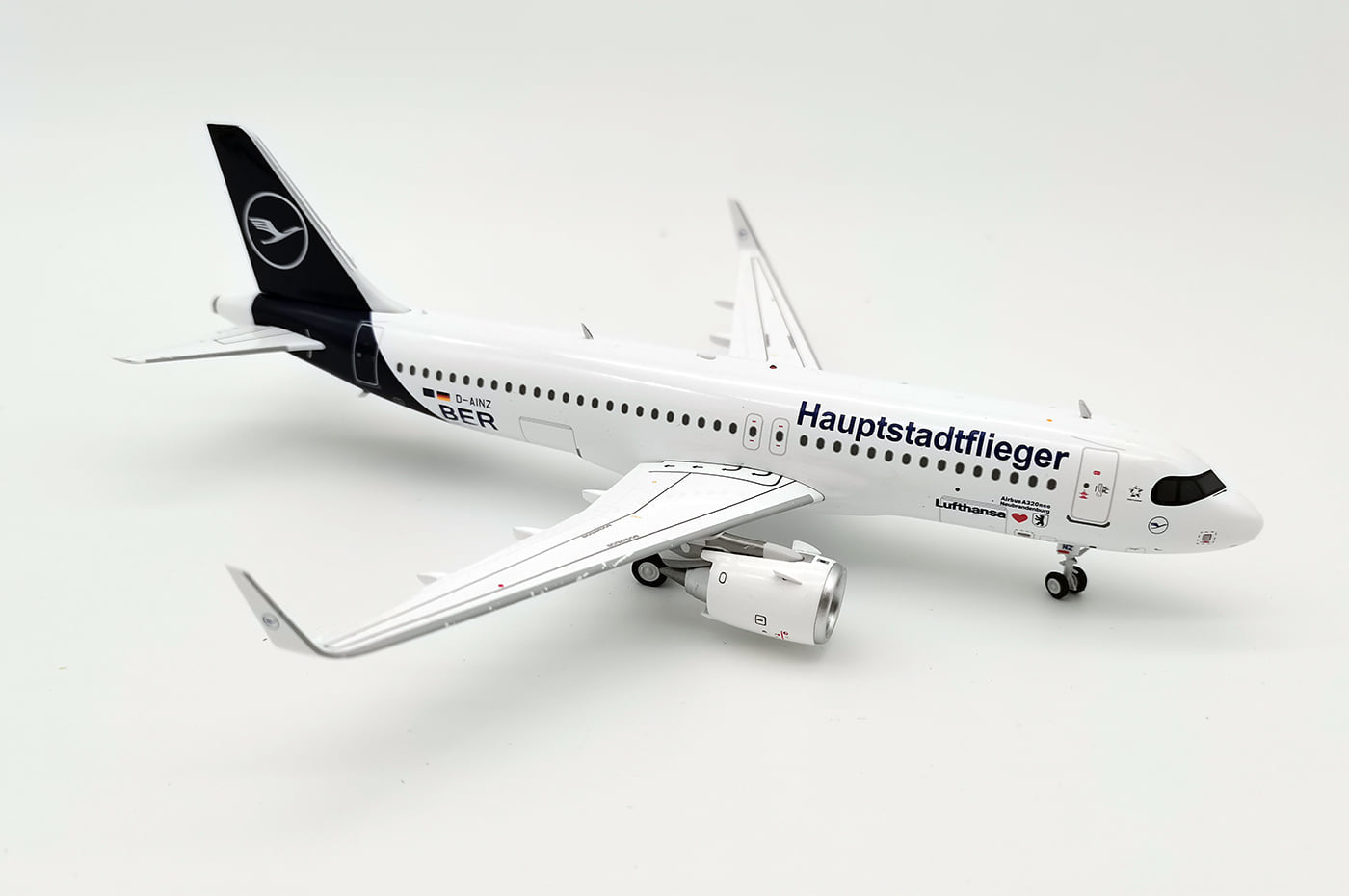 JFOX A320-271N LUFTHANSA "HAUPTSTADTFLIEGER LIVERY" REG: D-AINZ