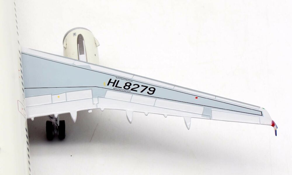 JFOX A321-231 ASIANA AIRLINES REG: HL8279