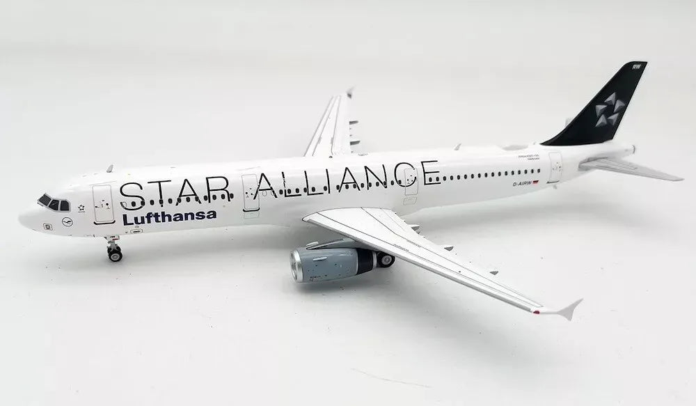 JFOX A321-131 LUFTHANSA STAR ALLIANCE REG: D-AIWR