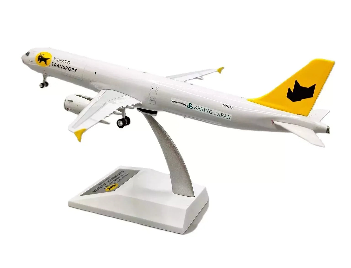 JFOX A321-231(P2F) YAMATO TRANSPORT "SPRING JAPAN" REG: JA81YA