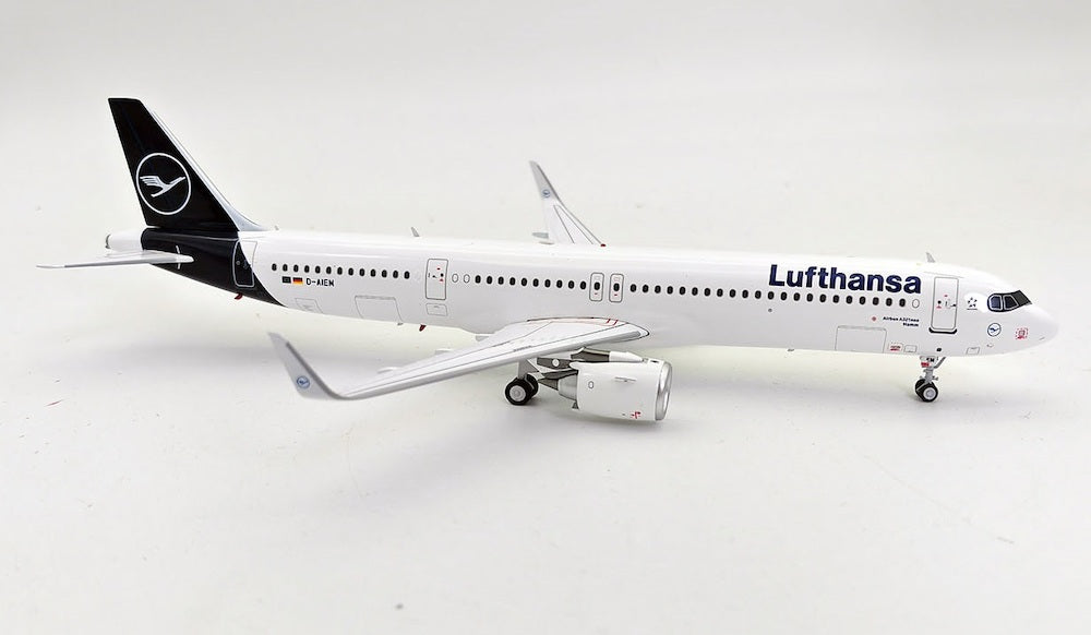 JFOX A321-271NX LUFTHANSA REG D-AIEM